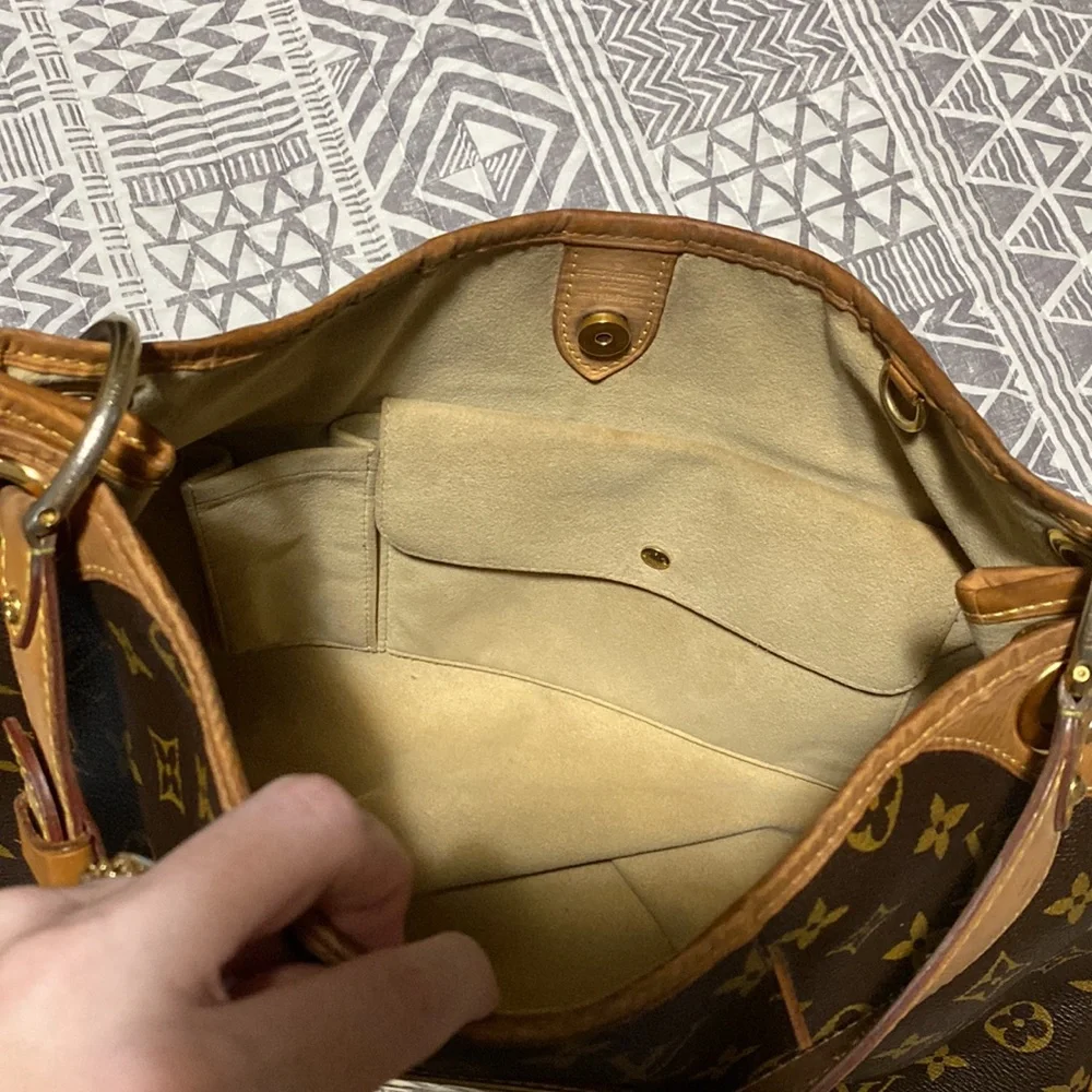 Louis Vuitton Galliera MM - Picture 6 of 10